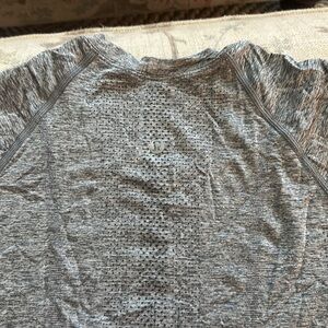 Lulu Swiftly Tech tee